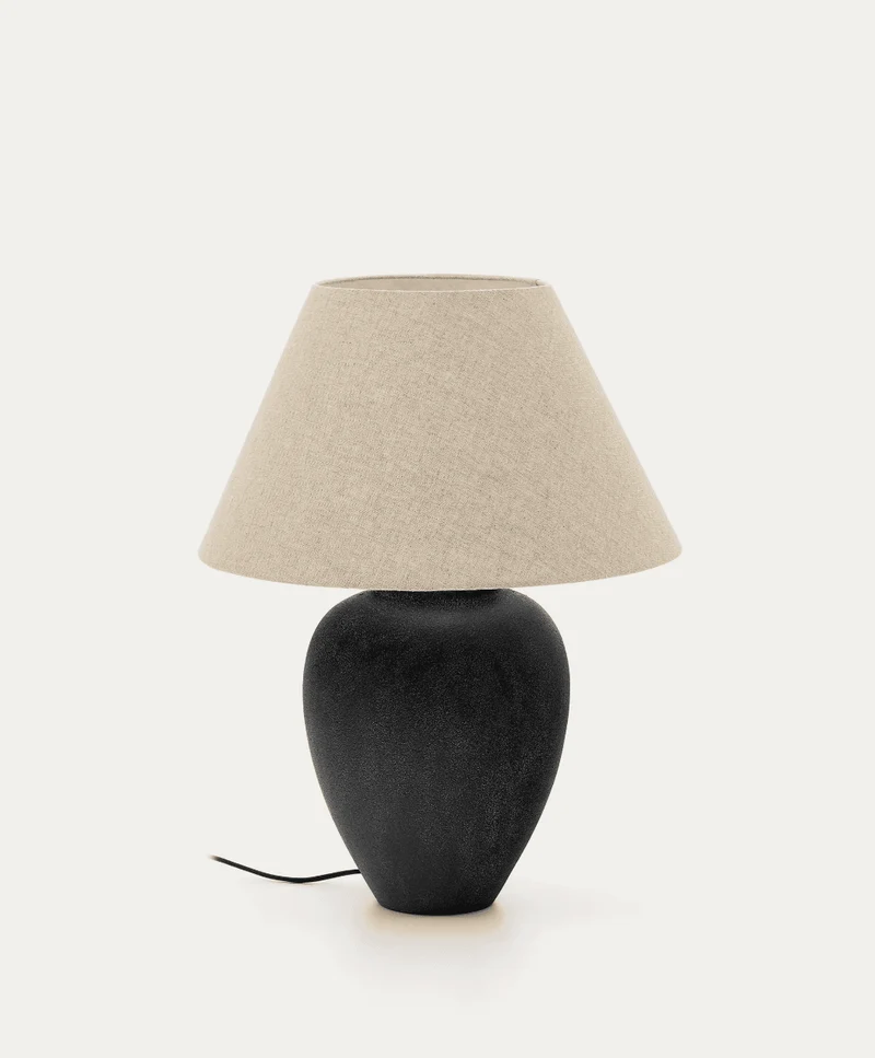 Lampada da tavolo Mercadal in ceramica con finitura in nero
